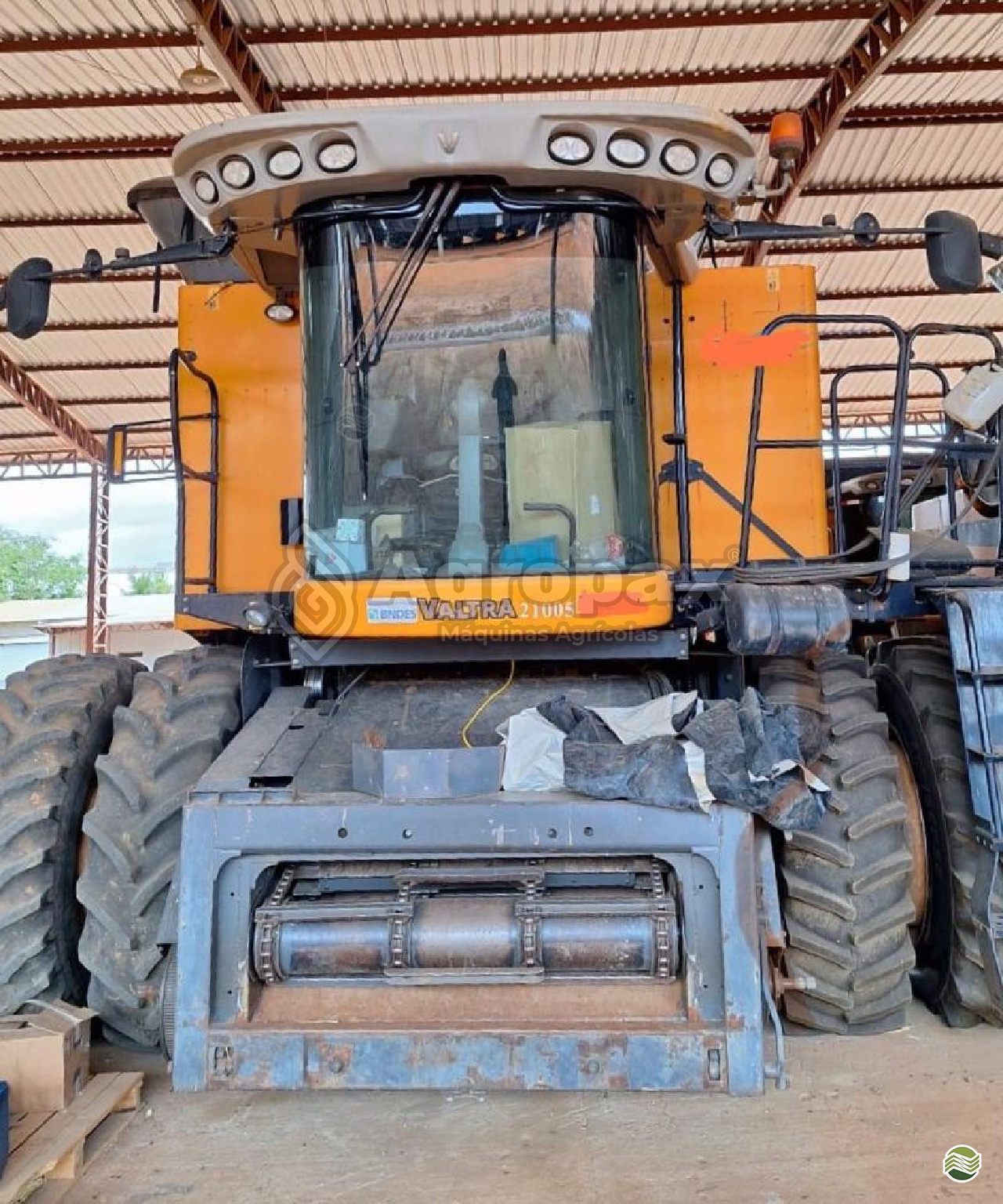 COLHEITADEIRA VALTRA VALTRA BC 7500 Agropax Máquinas Agrícolas TIBAGI PARANÁ PR